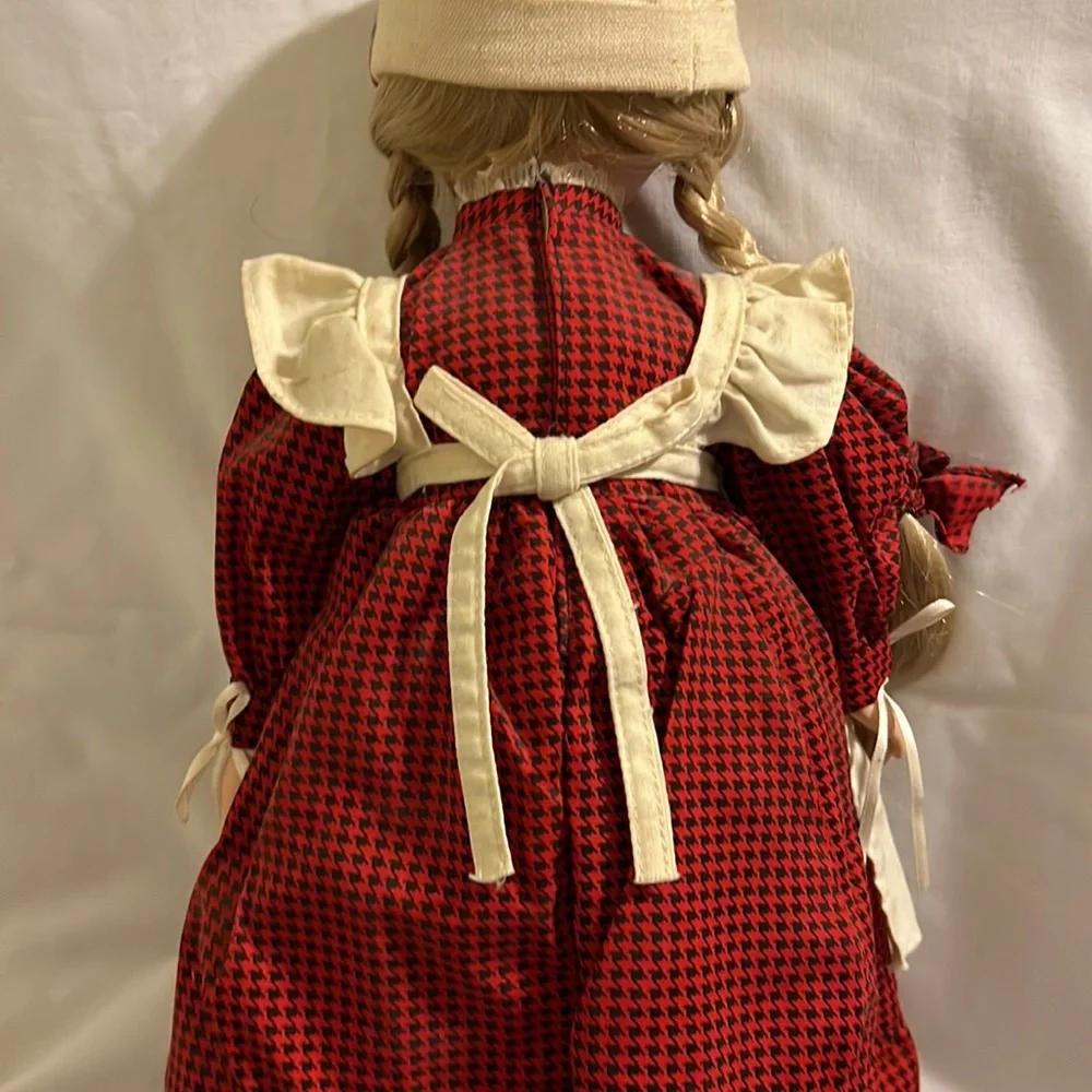 Vintage Apple Lady Doll - Picture 5 of 6